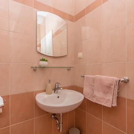 Skiljini Dvori - Studio-apartman 3 Lägenhet