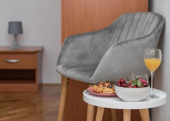 Skiljini Dvori - Studio-apartman 3 Апартаменты Макарска